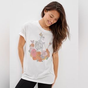 American Eagle Oversized Tee - Size M